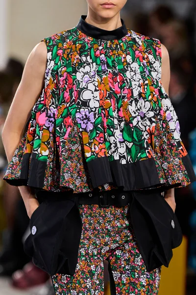 Look 48